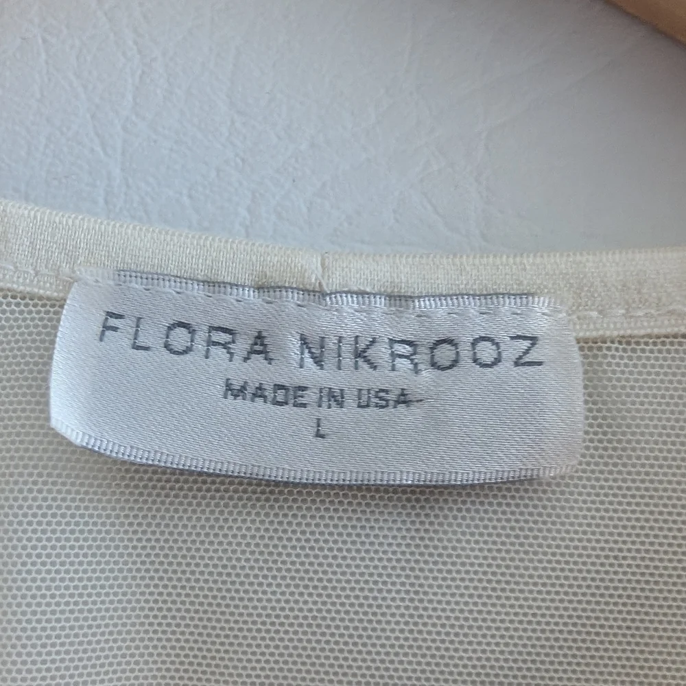 Flora Nikrooz Cream Lace Stretch Top Sheer Long Sleeves - L